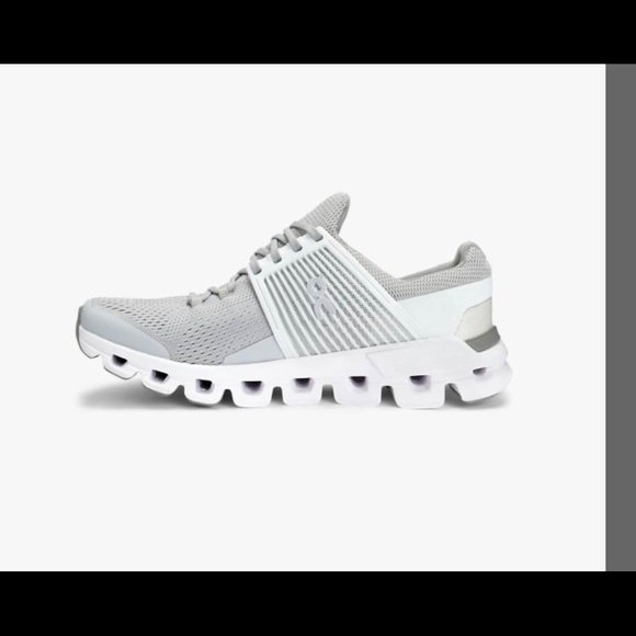 On Cloud Shoes - On Cloud Cloud Swift Glacier/White 6.5 Running